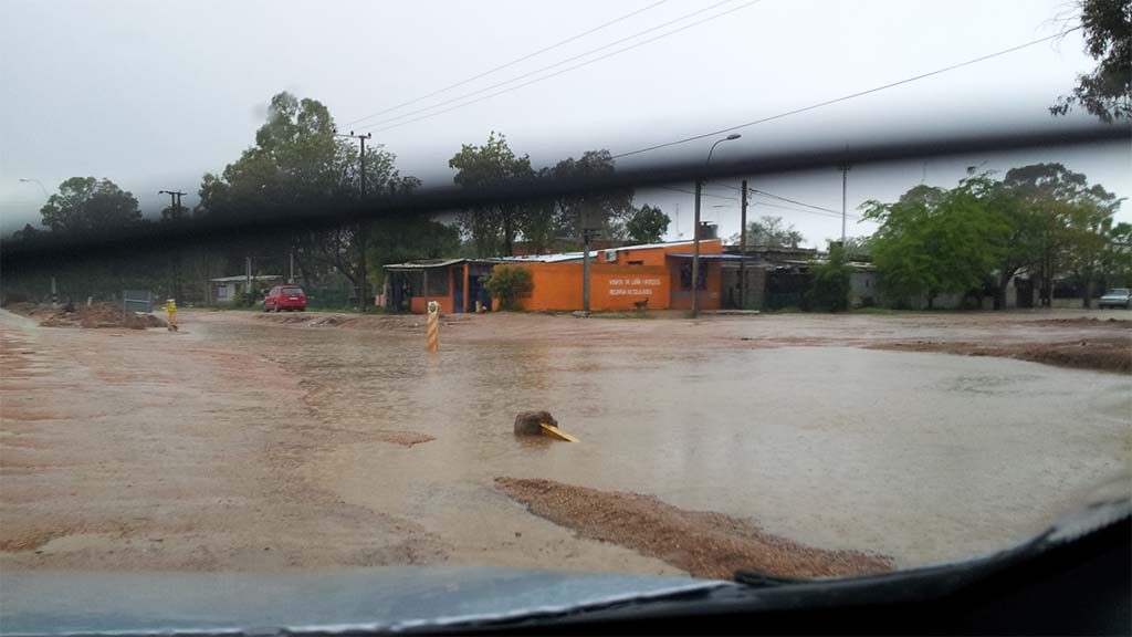 Überschwemmte Straße, Nähe Montevideo