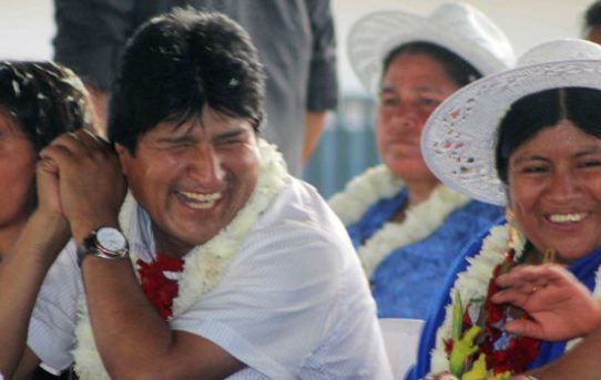 Verfassungsputsch in Bolivien: Präsident Morales strebt vierte Amtszeit an