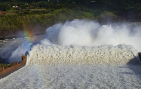 Lateinamerika: Itaipú-Wasserkraftwerk erzielt Weltrekord bei Stromproduktion