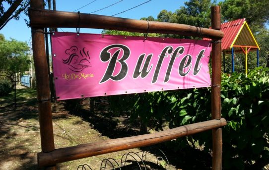 Buffet „Lo de Maria“ in Salinas