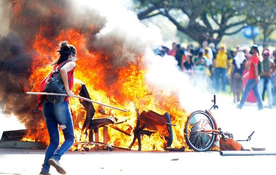 Massive Proteste in Brasilien, Regierung setzt Militär ein