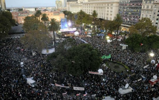 Massenproteste in Argentinien gegen Strafnachlass für Täter der Militärdiktatur