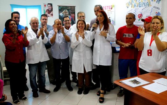 Ministerin für Gesundheit in Venezuela entlassen, Krise im Gesundheitswesen