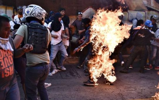 Neuer Bericht dokumentiert Ausmaß der Gewalt der Opposition in Venezuela