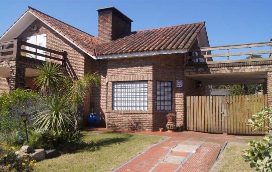 Beautiful beach view house for rent in Pinamar